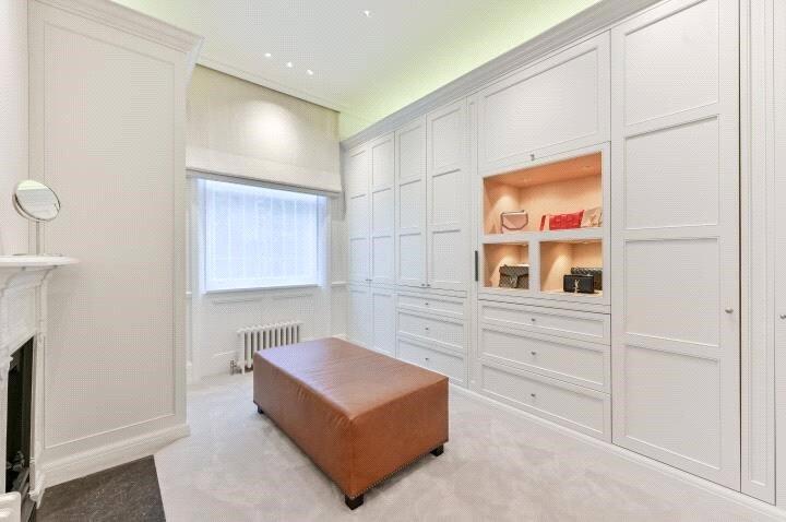 Walk In Wardrobe