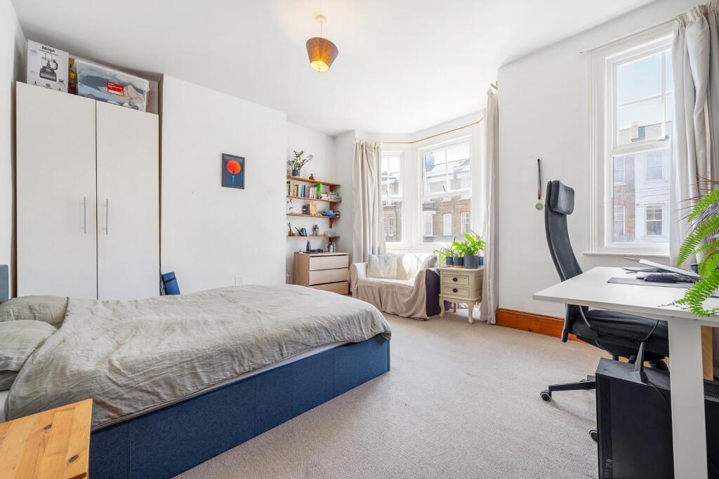 Bedroom 2.JPG