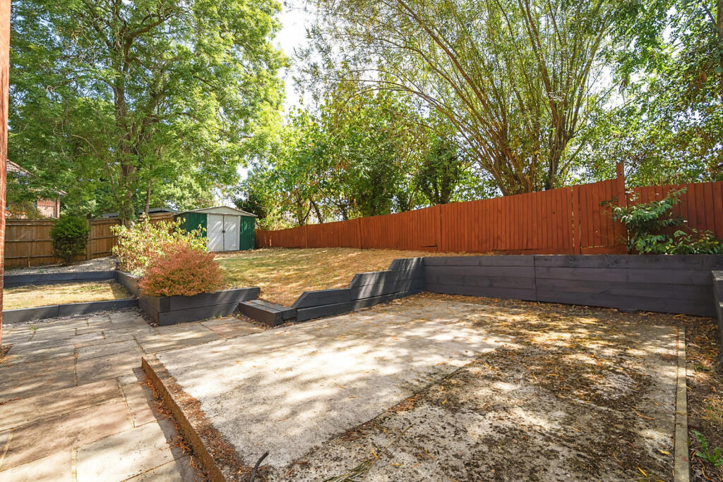 1339739-10-689b4e...