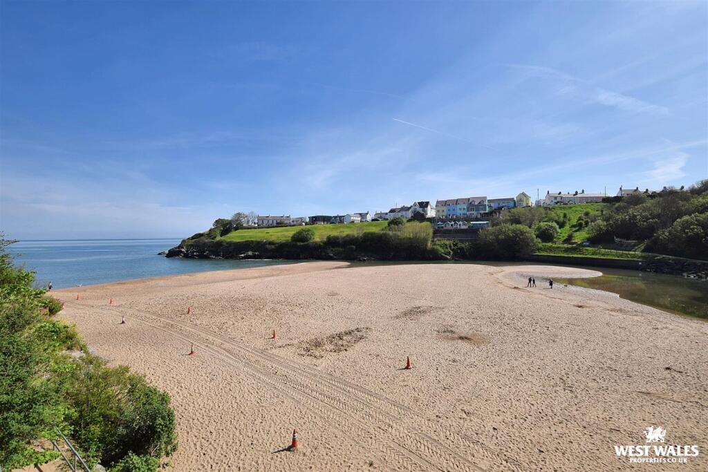 Nearby Beach - Aberporth