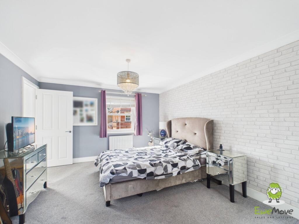 EweMove Estate Agents Basingstoke - Rockbourne Roa