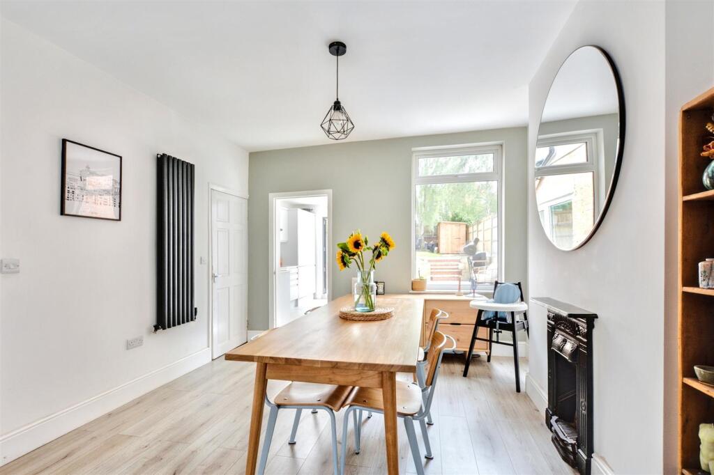 Dining Room_1.jpeg