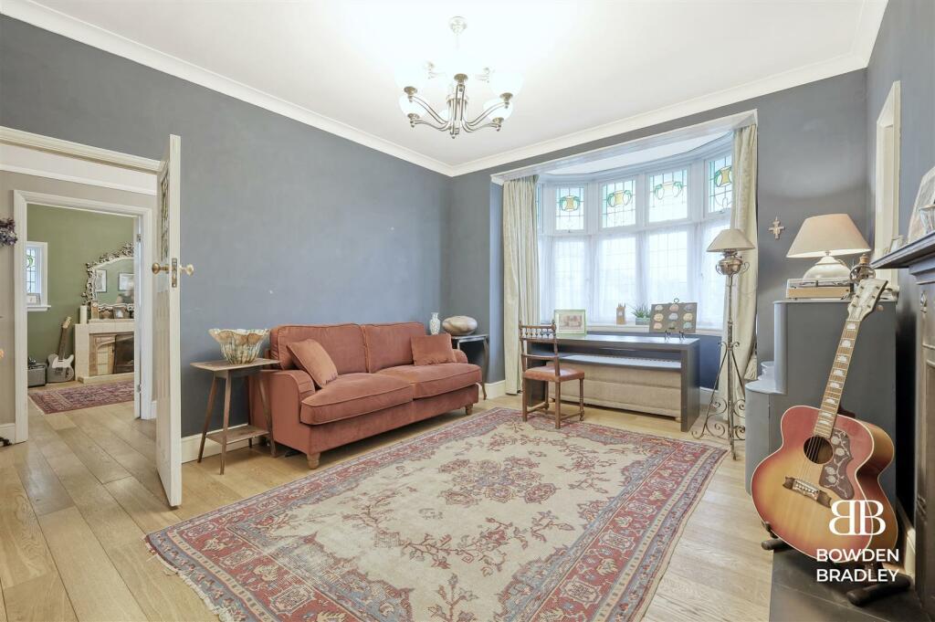 IMG_7355_5 copy 2.jpg