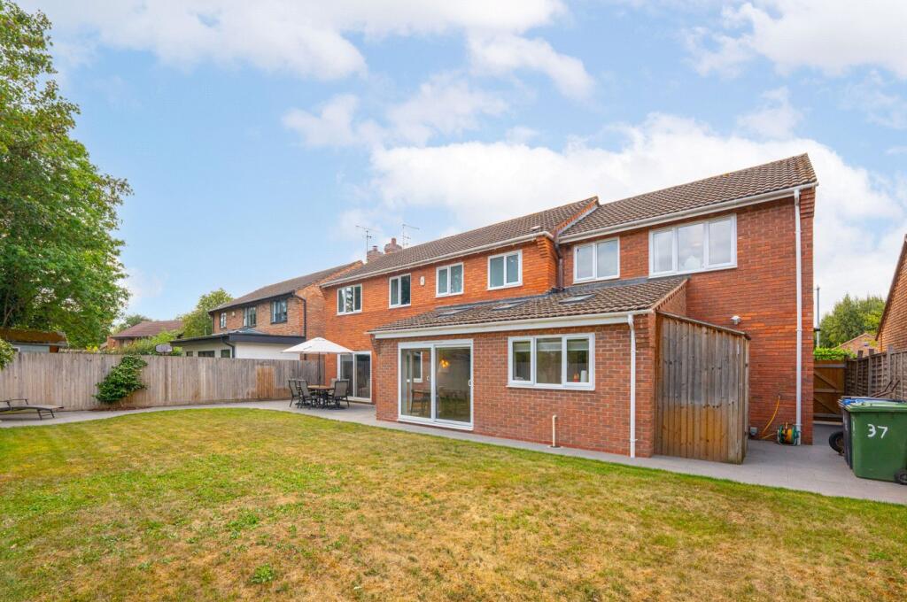 Rear Garden Away Ext