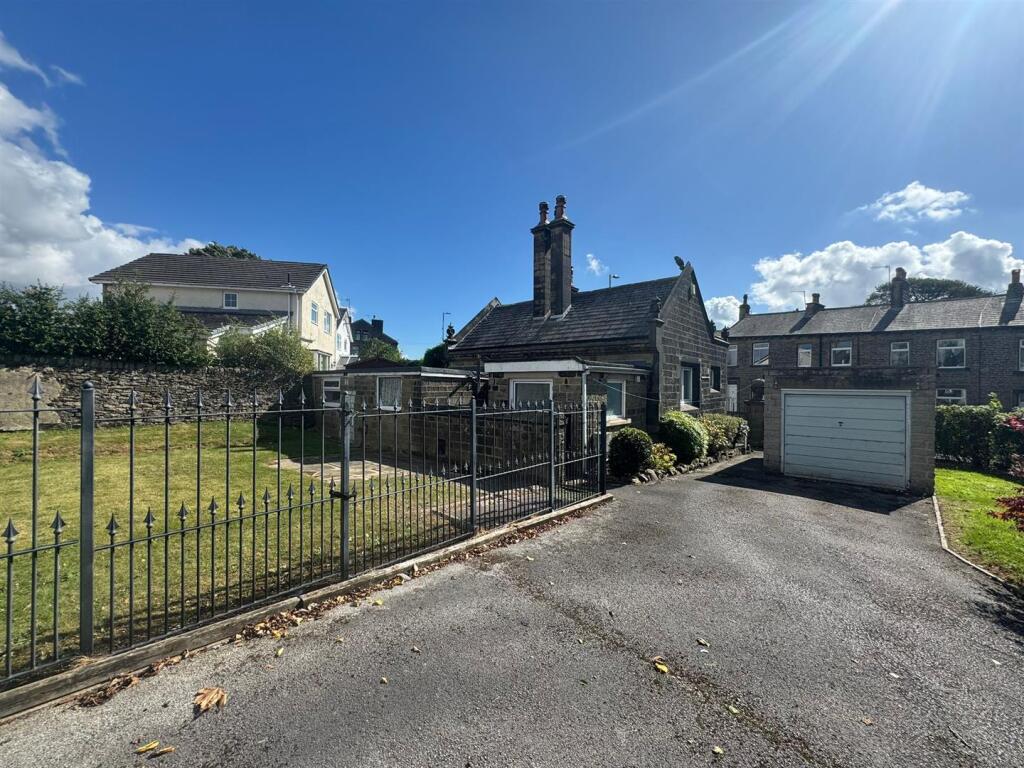 Rear Garden and Garage