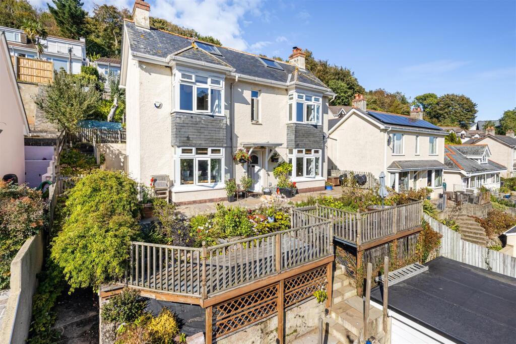 A01 - 9 Broad Park, Dartmouth - 250924.jpg