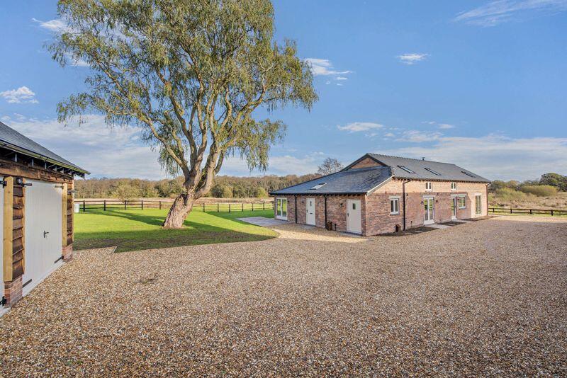 Commonside Barn, Nr Cholmondeley