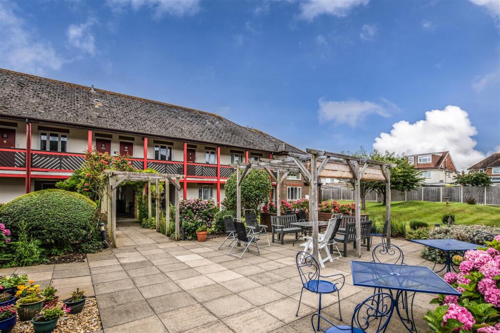 29 The Cloisters-18.jpg