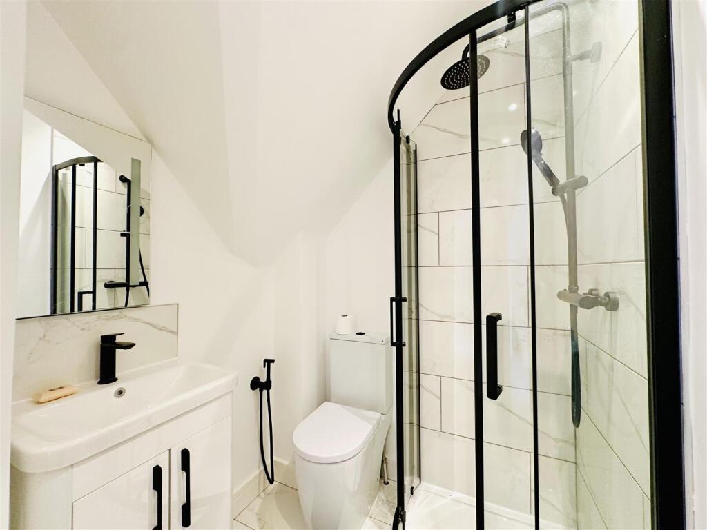 Bathroom 3