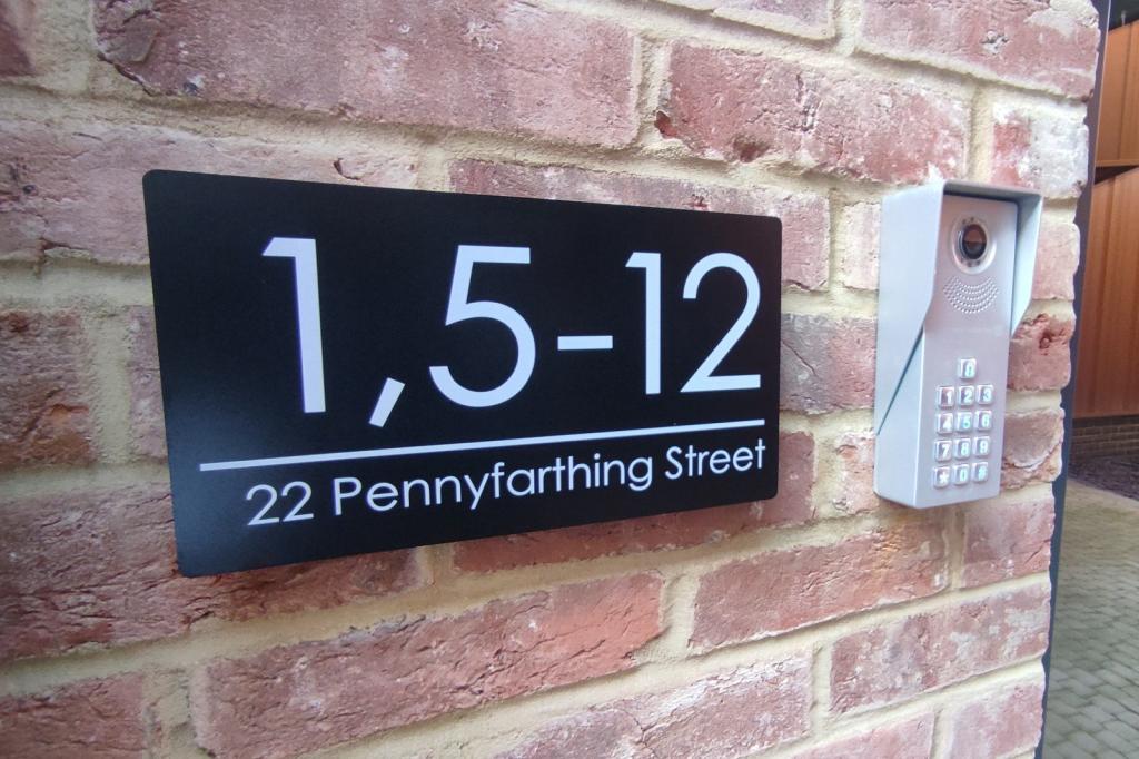 Entrance from Pennyf