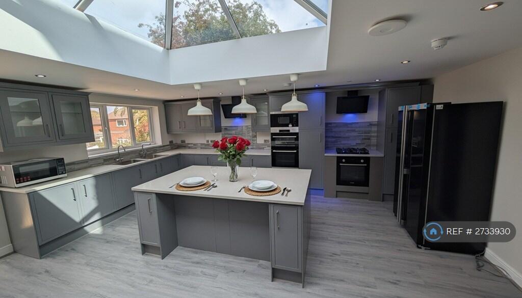 Communal Kitchen