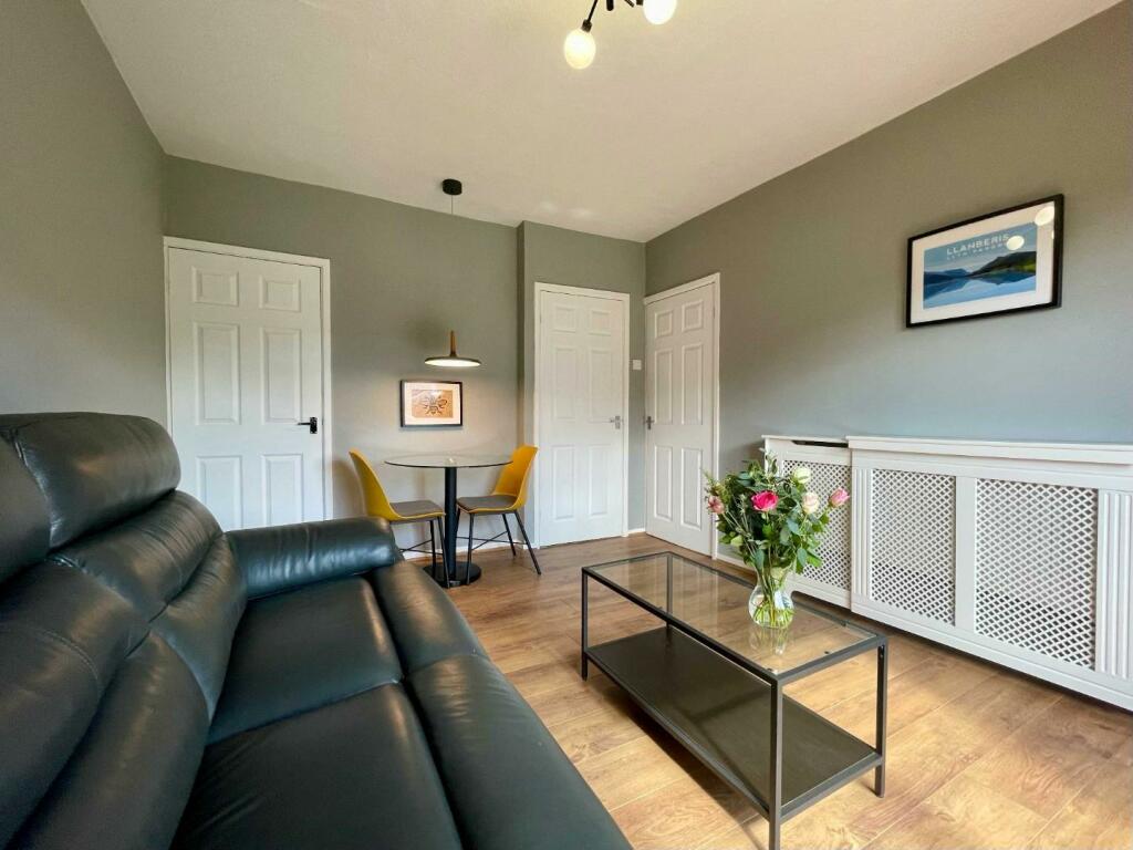 LulworthCres24bedd2.jpg