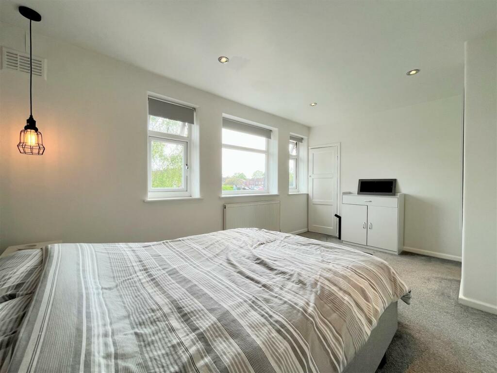 Bedroom 1 Aspect 2