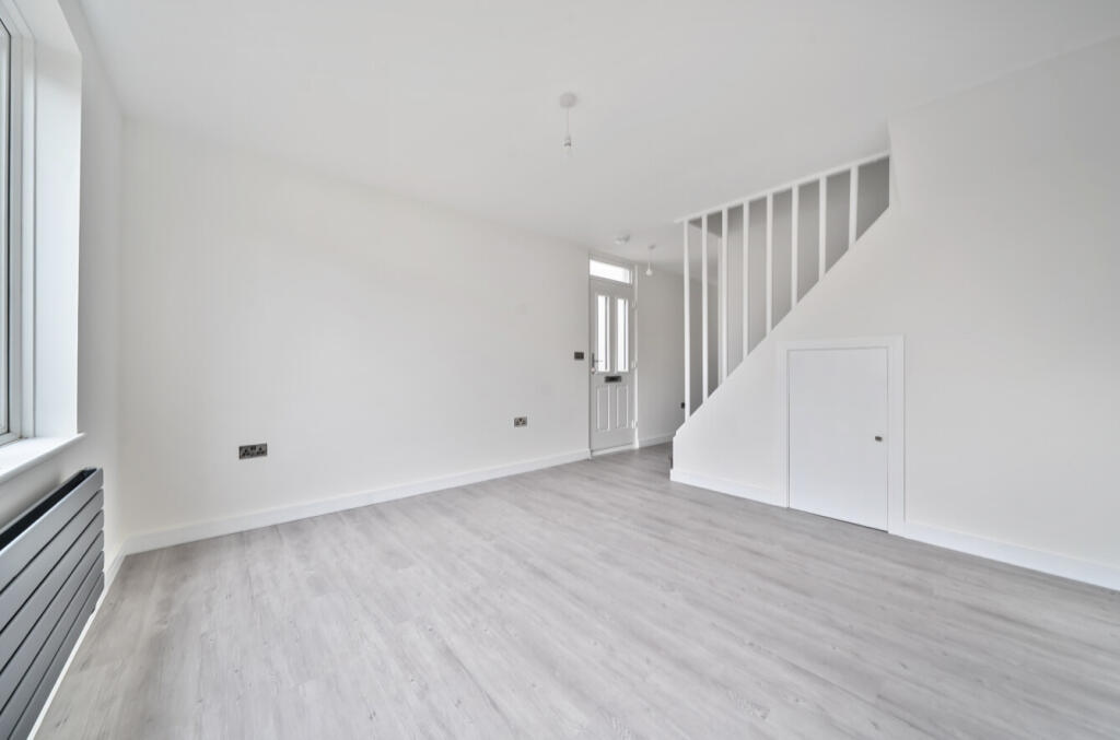 1318723-2-6864faf...