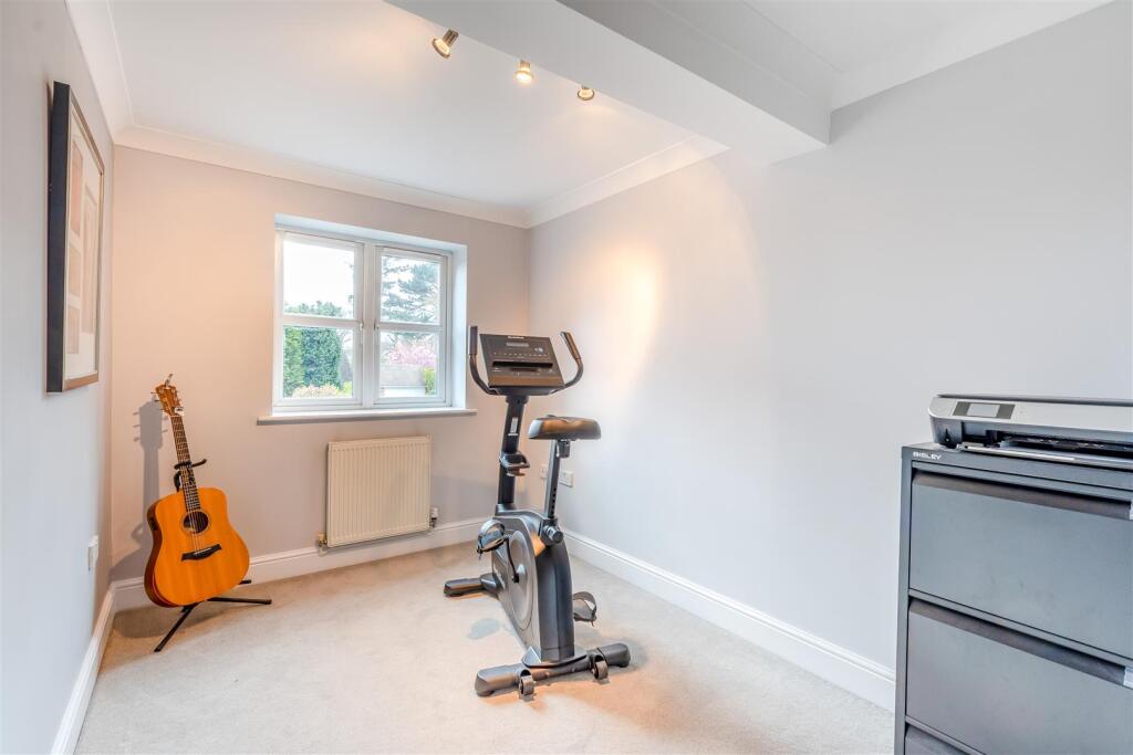 8641910-interior08.jpg