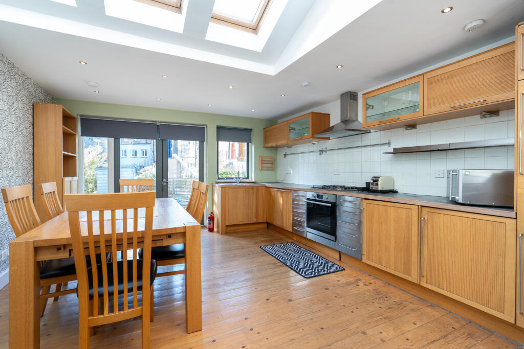 13 Henderson Terrace Edinburgh EH11 2JY (24)
