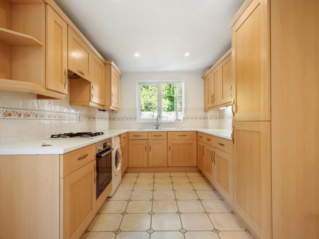 Azalea Court, Branksome Wood Road