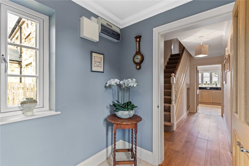 Vestibule &amp; Hall