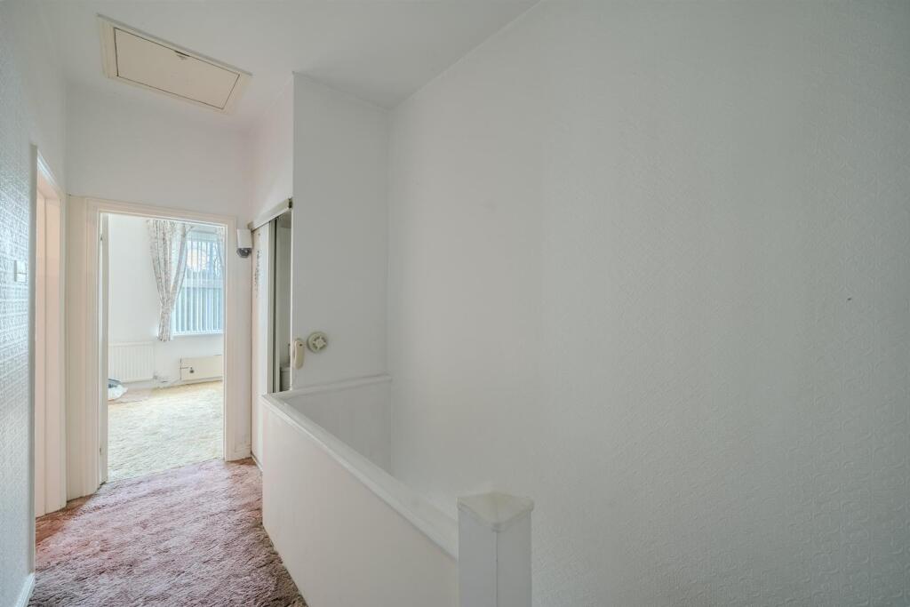 24 Station Rd-26.jpg