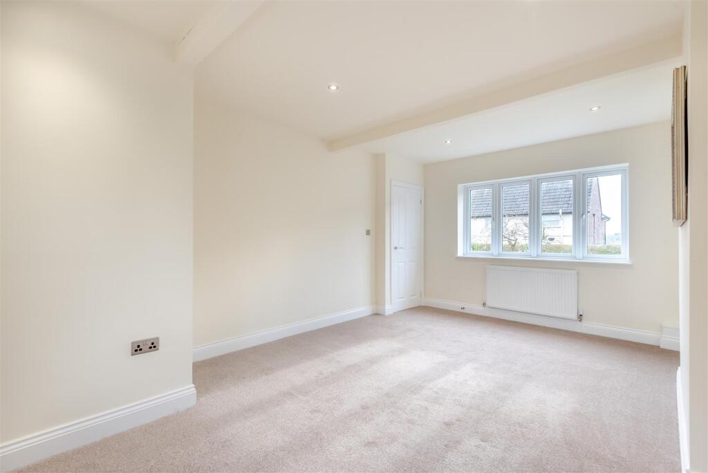 8640855-interior13.jpg