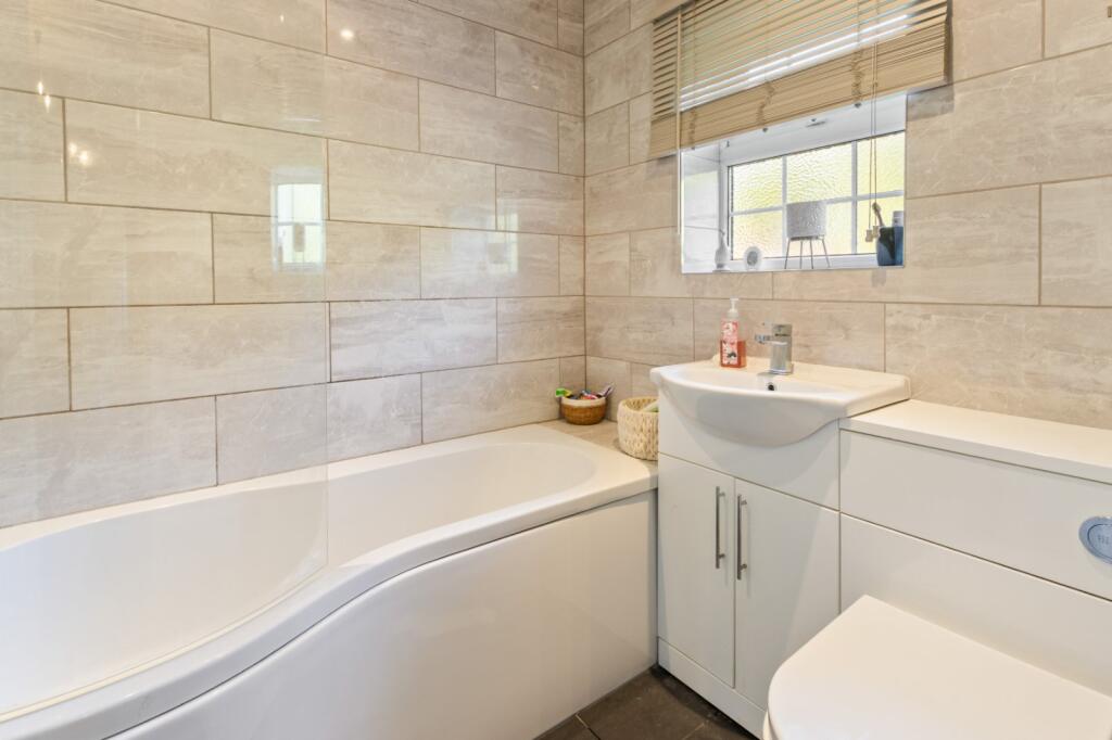 Ensuite Bathroom