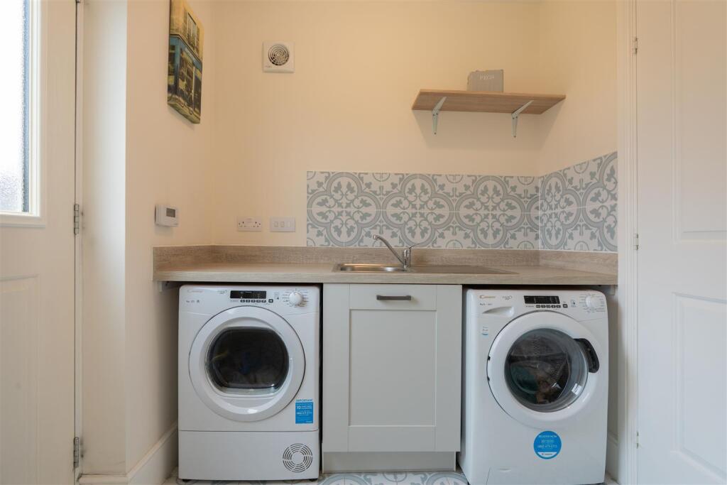 1 Beaufort Close-011.JPG