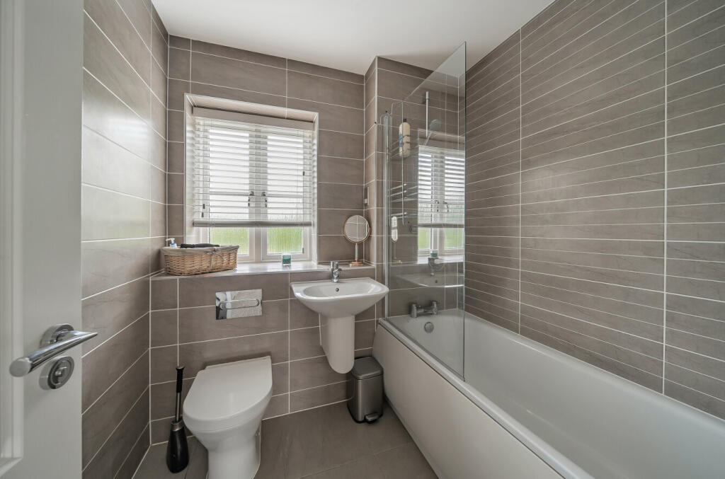 6-6822057d9fad8-1...