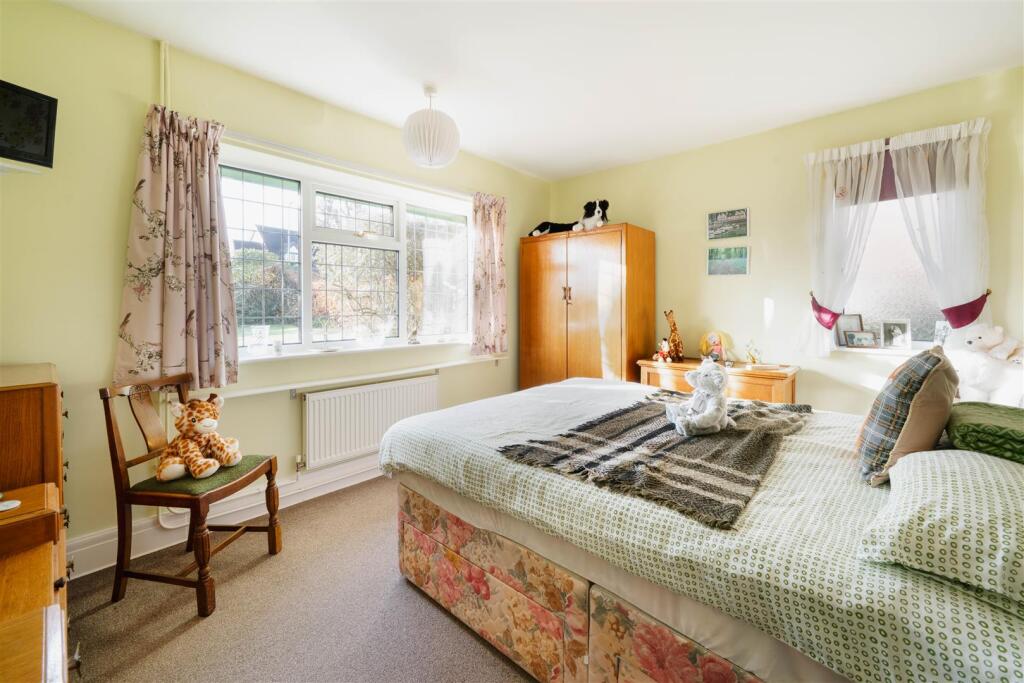 Bedroom2.jpg