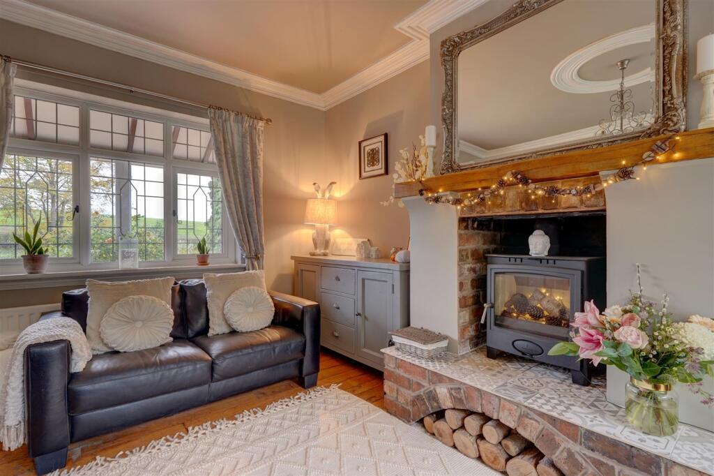 185 Bridgnorth Rd (6).jpg