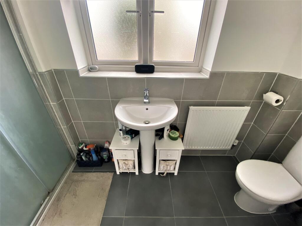 En-suite Bathroom