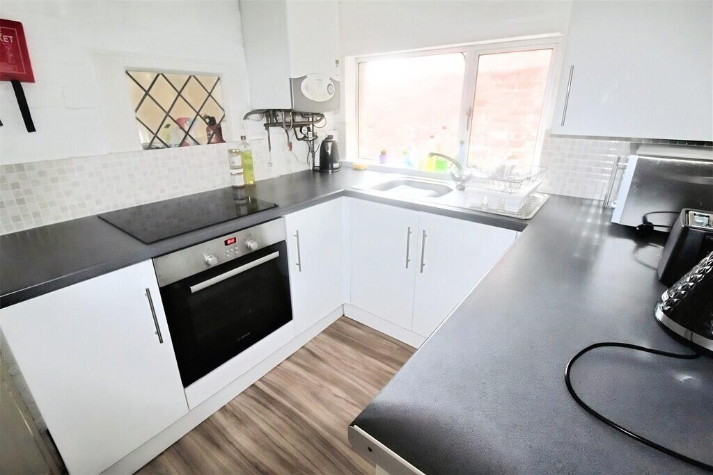 38b77086-Kitchen