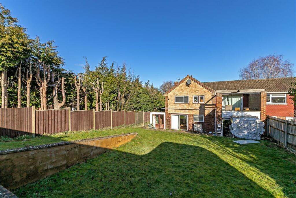 29GarrardWay-34.jpg
