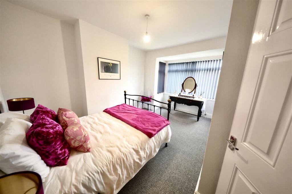 18 MurrayField - Bed 1.jpg