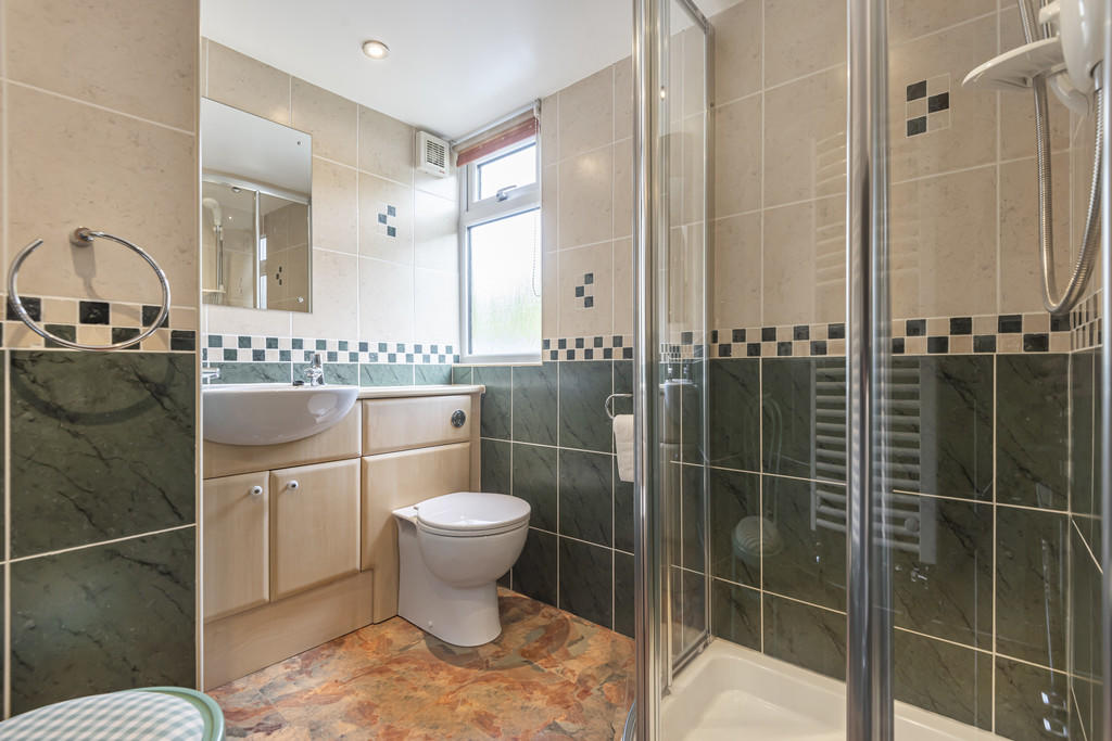 En Suite for Bedr...