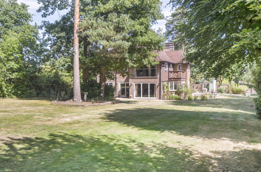 1318756-5-6867f52...