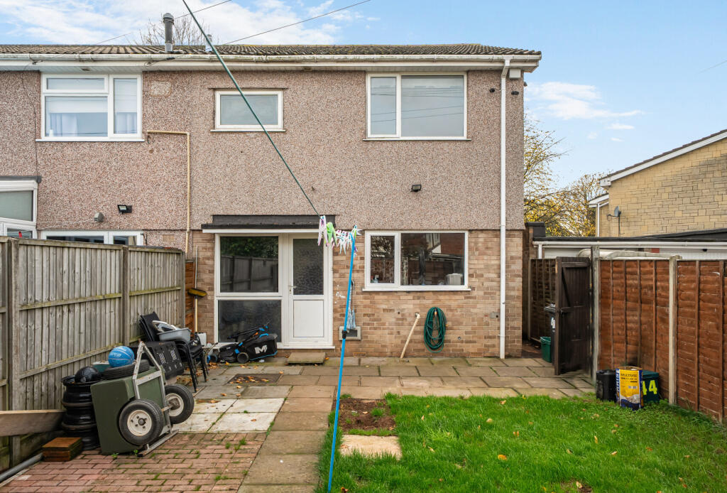 1374619-4-690b76e...