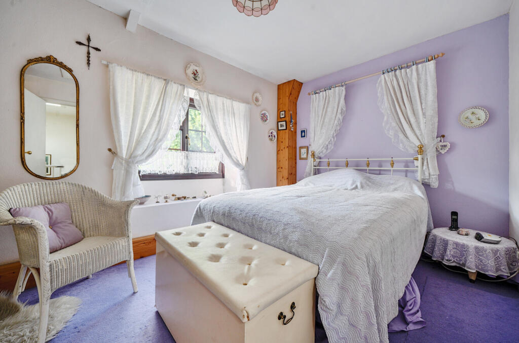 1300138-9-683755d...