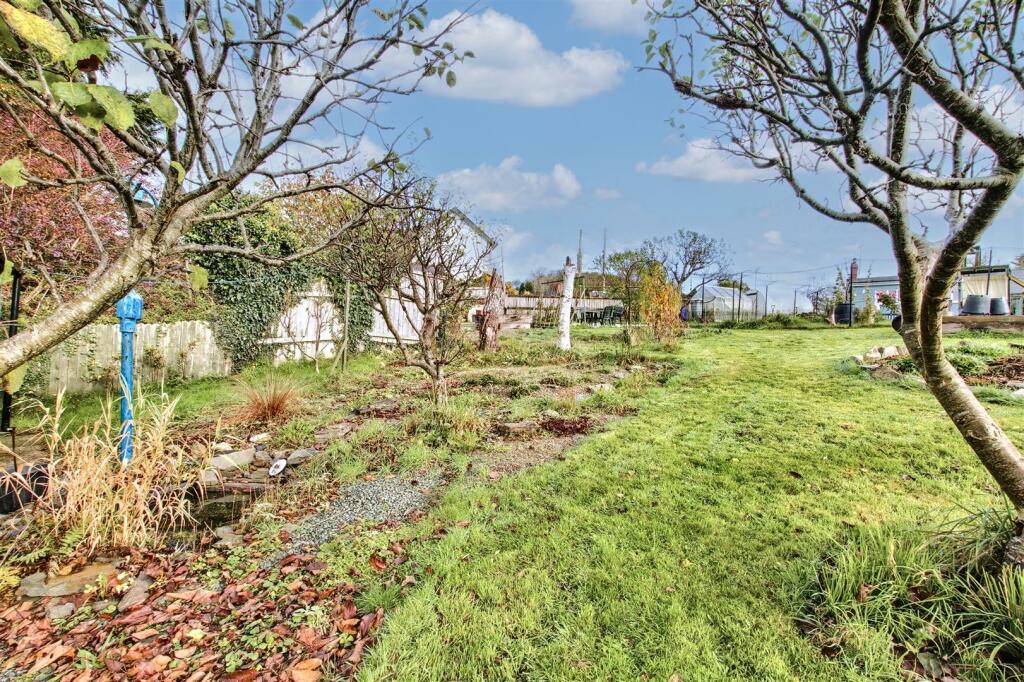 bottom garden