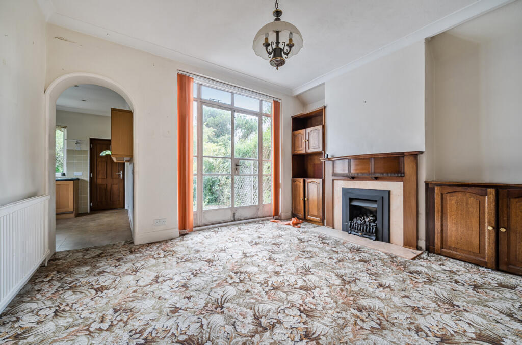 1357445-4-68cee3a...