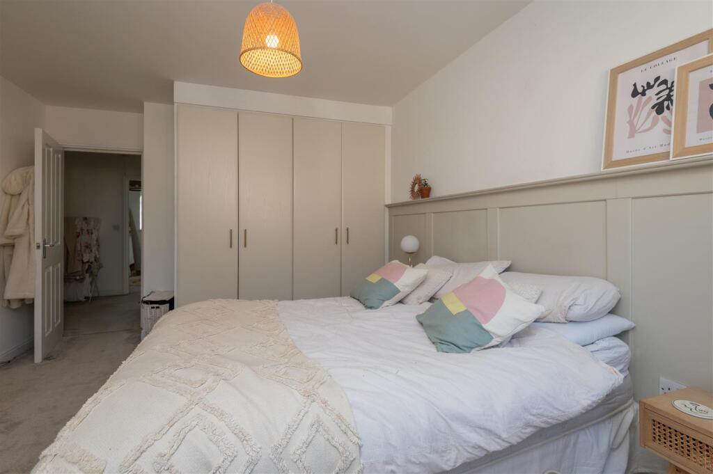 29 - 3 Rosevale View HX6 2DW.jpg