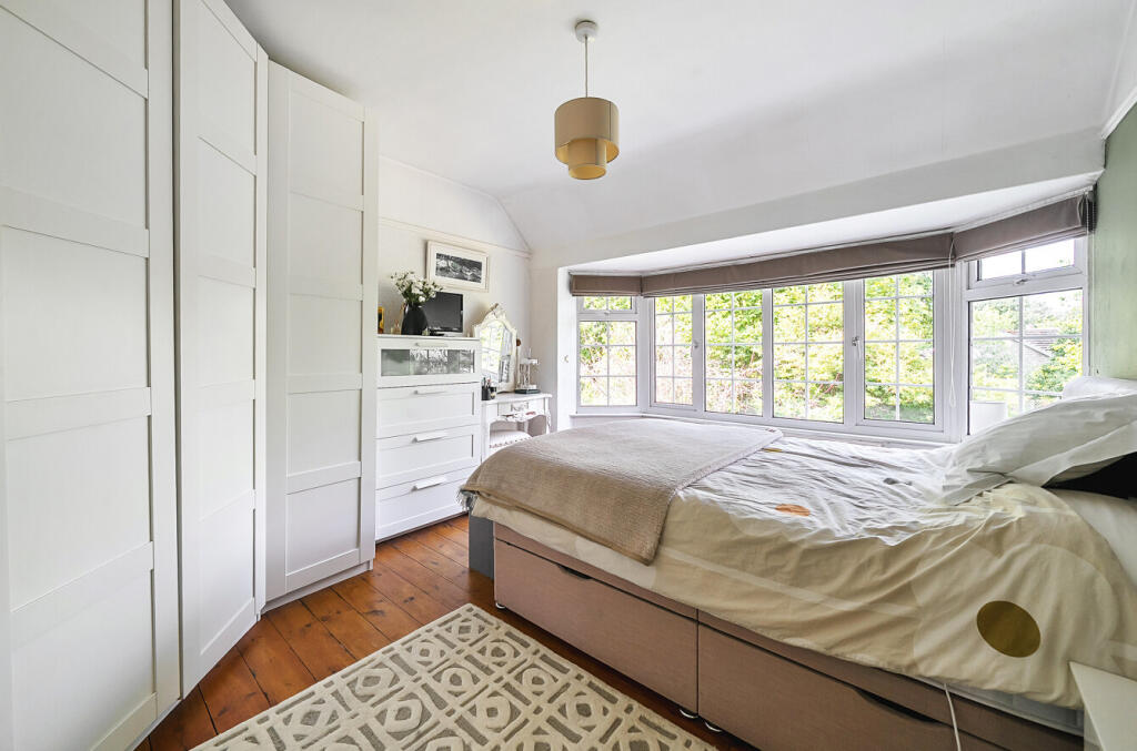 1304471-26-684011...