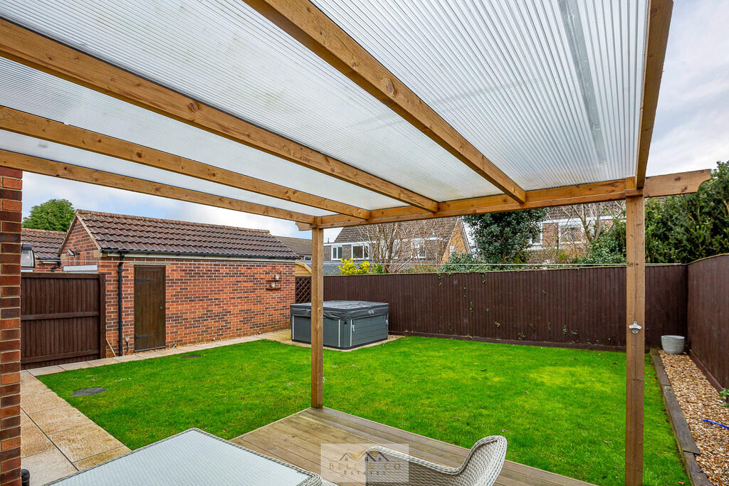 Back garden 1.6