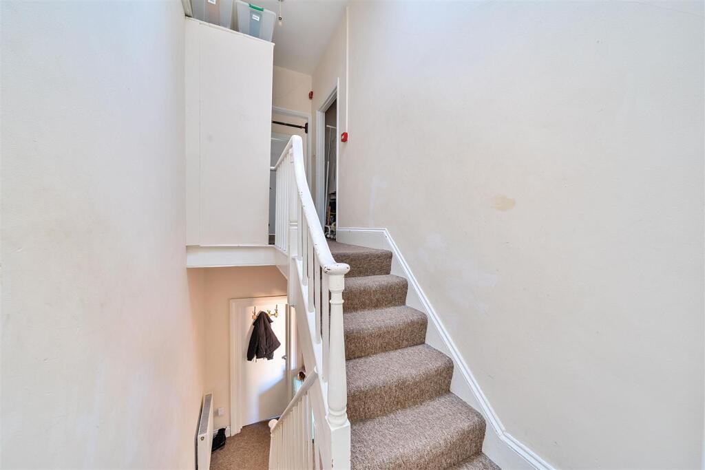 214 Cheltenham Road, Cotham, Bristol, BS6 5QU | Fr