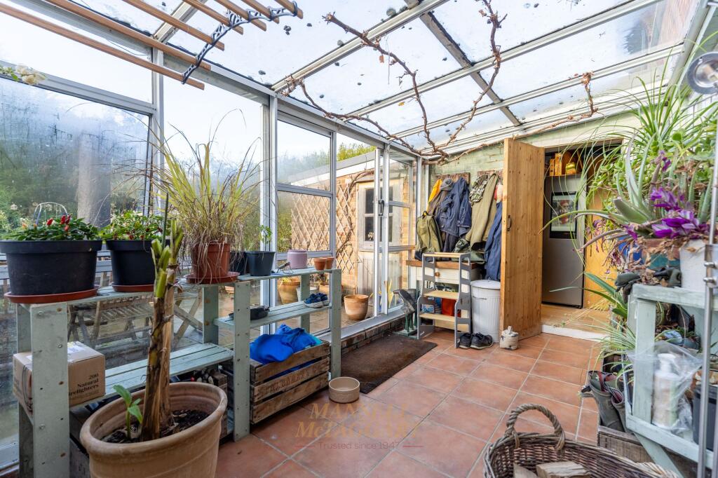 Hollow Lane, Dormansland, RH7