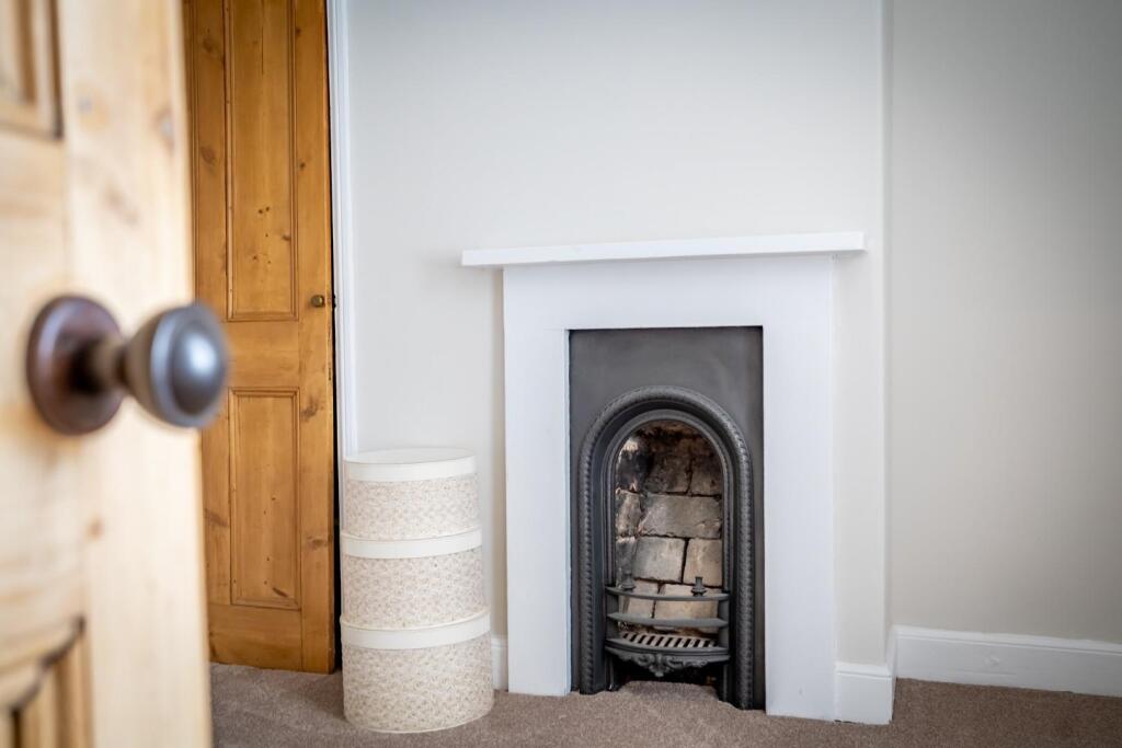 cleveland street-30.jpg