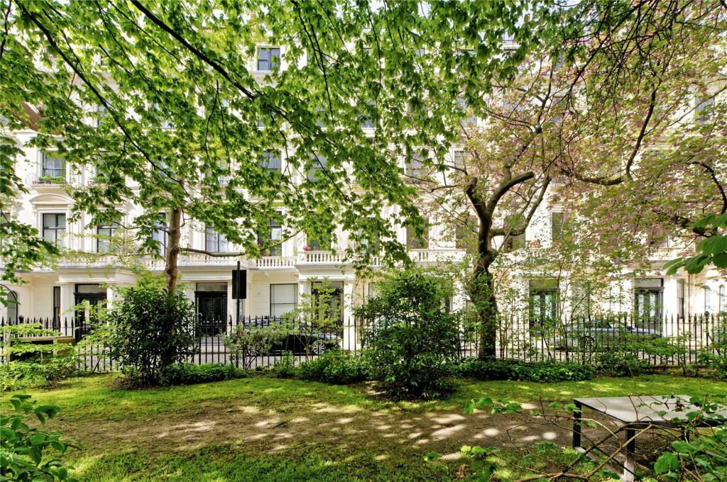 Gardens Square