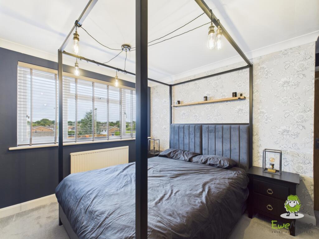 EweMove Basingstoke Avon Road Bedroom One