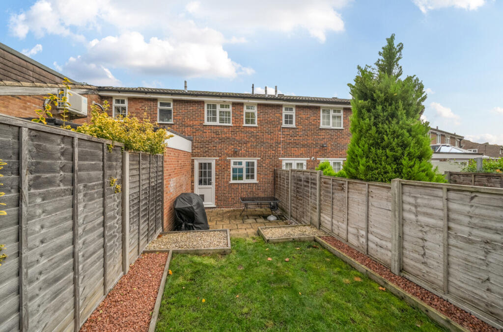 1375258-14-690a04...