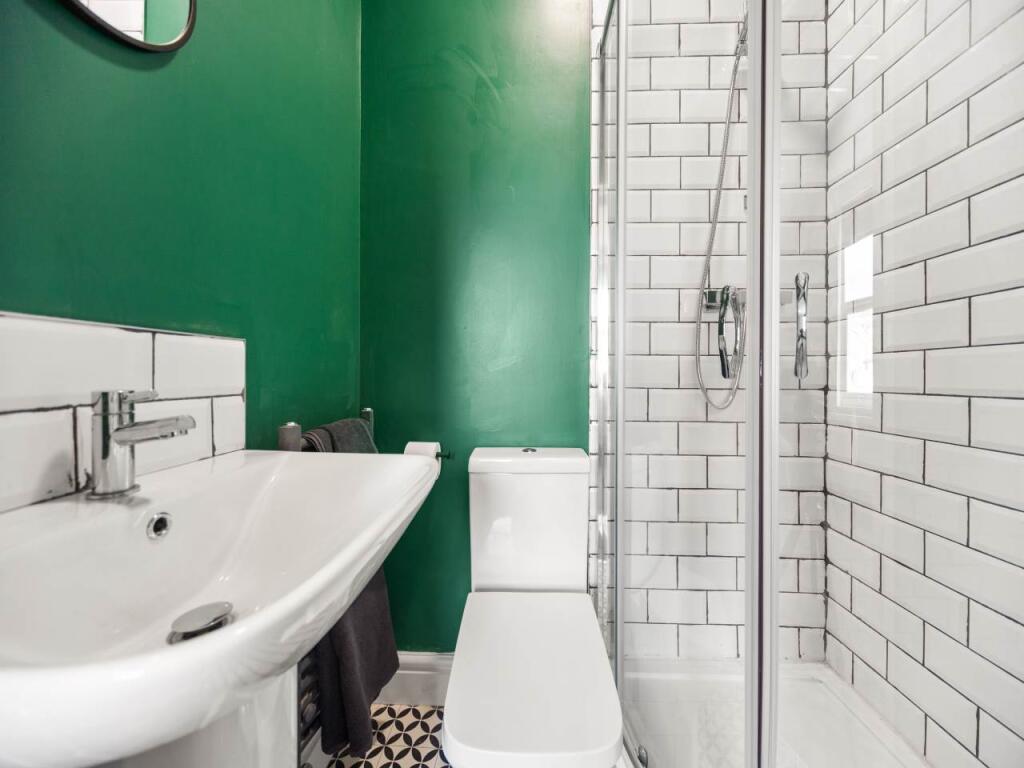 264StanningleyRoad-1