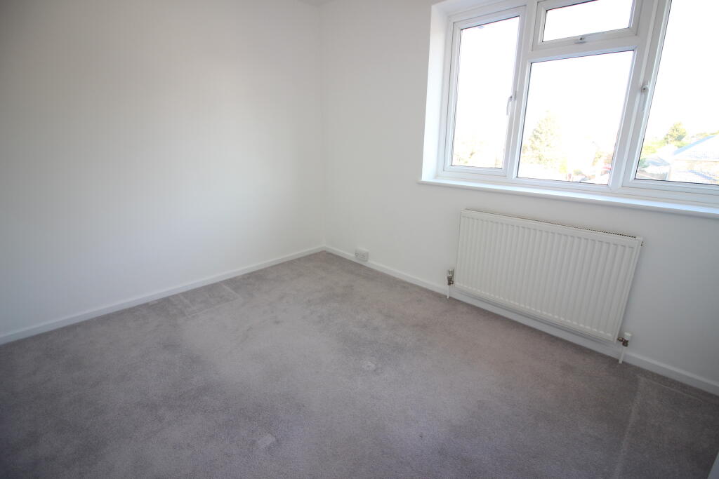 72c High Road (5).JP